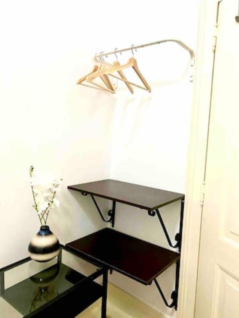 Romantic Chiado 7 -private Small Single With No Outside Window * Lisboa